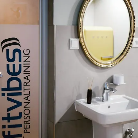 Fitvibes Mit Fitnessstudio&sauna